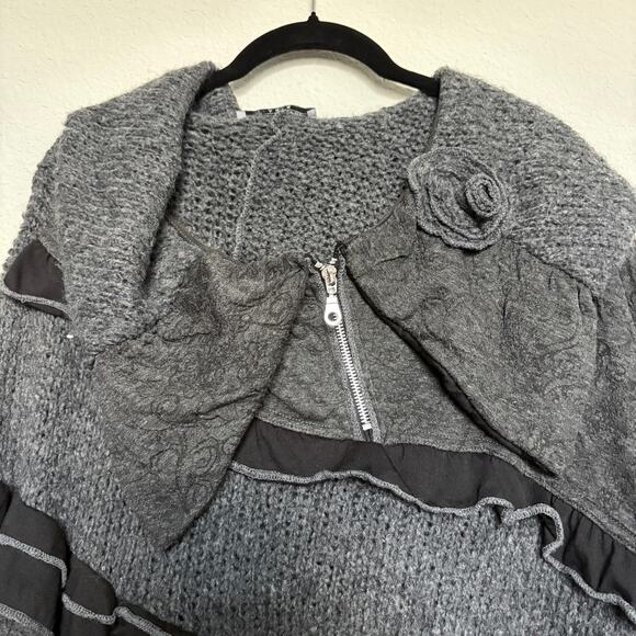 Poncho Sweater One Size Boho Witchy Zone Bleue Paris Asymmetrical Ruffle Knit - Picture 3 of 7